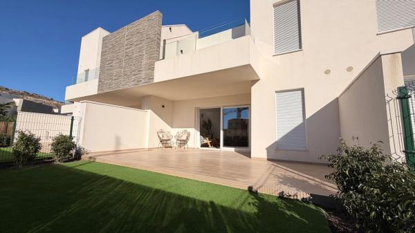 Piso en calle Dolores, 1