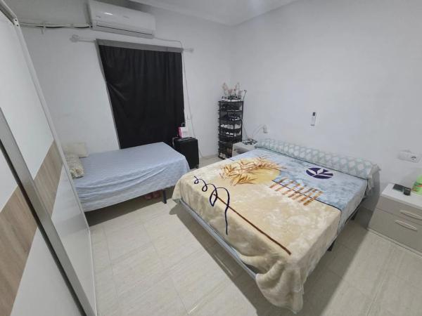 Chalet adosado en calle Perpetuo Socorro, 4