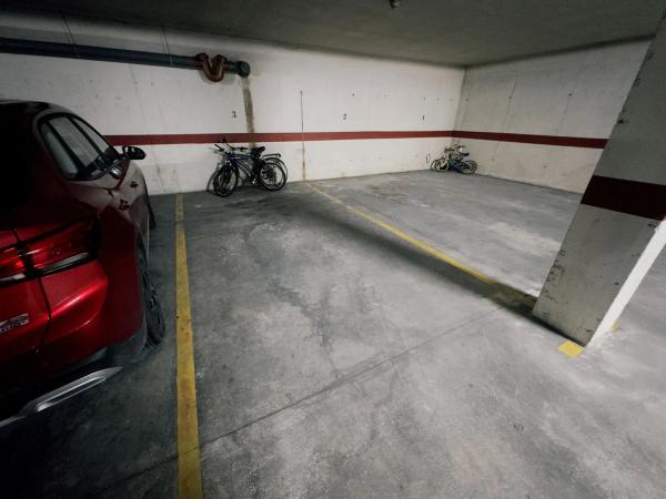 Piso en calle Miguel Hernández, 67