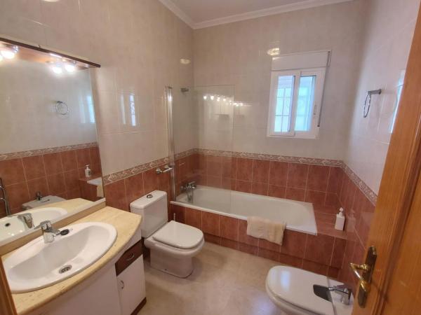 Casa independiente en calle Holanda