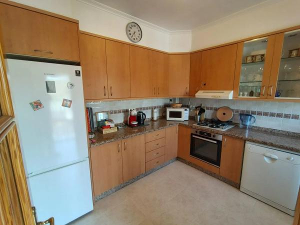 Casa independiente en calle Holanda