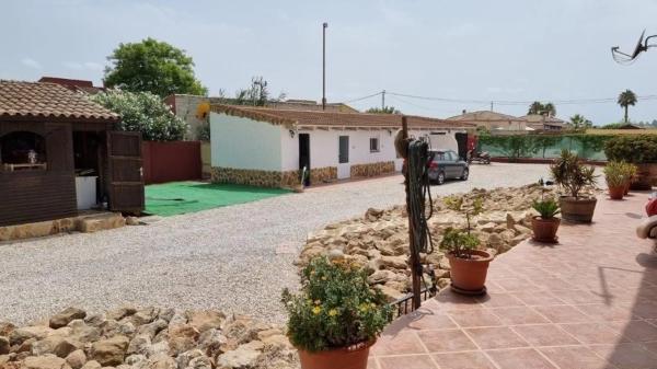 Casa independiente en camino Vera s/n