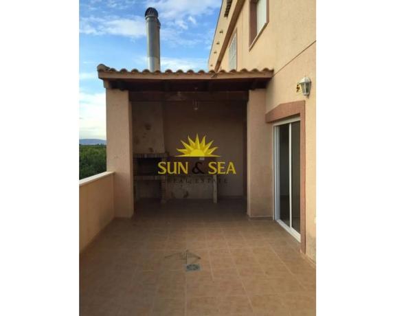 Chalet en Daya Nueva