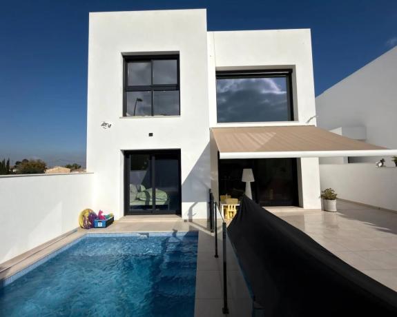 Chalet en Formentera del Segura