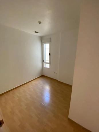 Piso en calle Orihuela, 25