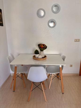 Piso en avenida de la Constitución, 25