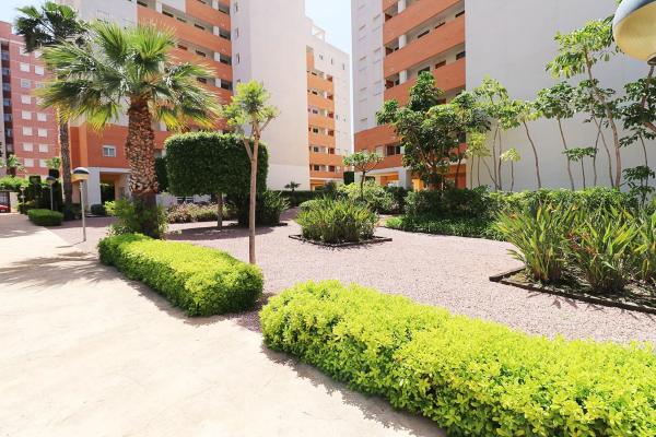 Piso en av del puerto, 35