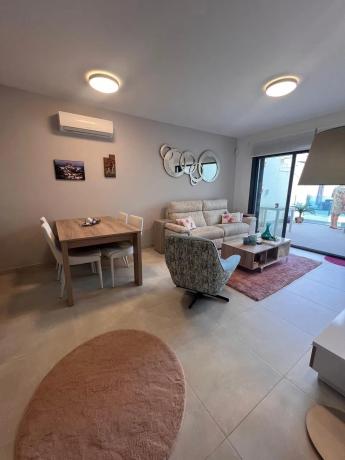 Ático en calle la Malva Rosa