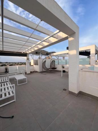 Ático en calle la Malva Rosa