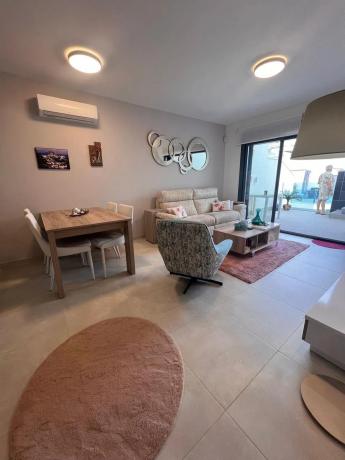 Ático en calle la Malva Rosa