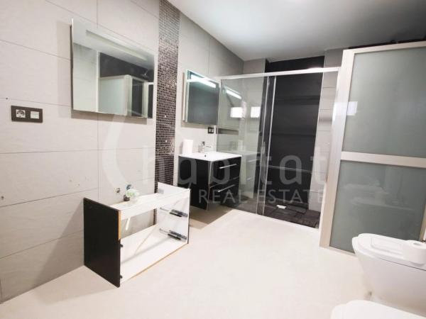 Caserón en calle San Tarsicio