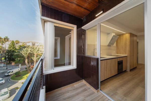 Piso en calle Duque de Tamames, 28