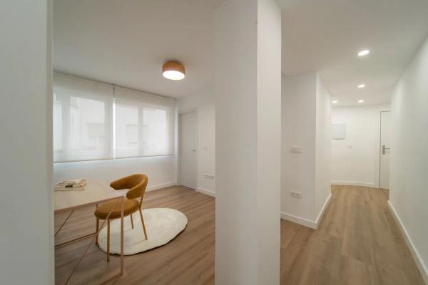 Piso en calle Duque de Tamames, 28