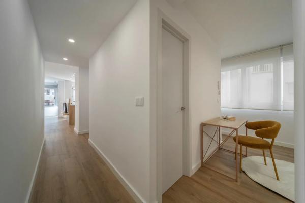 Piso en calle Duque de Tamames, 28