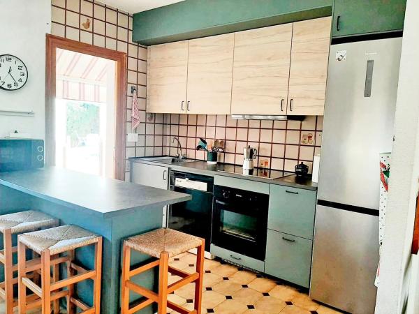 Casa independiente en avenida Velero C Rg