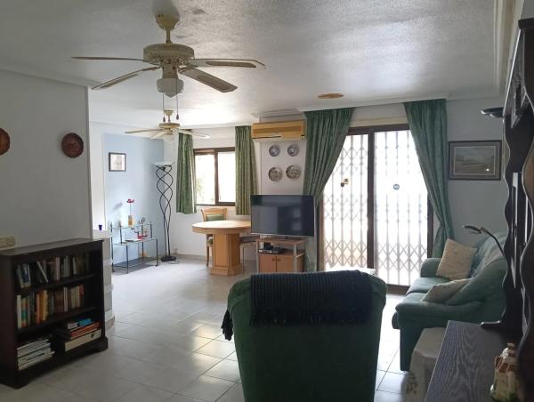 Piso en calle Violetas, 2