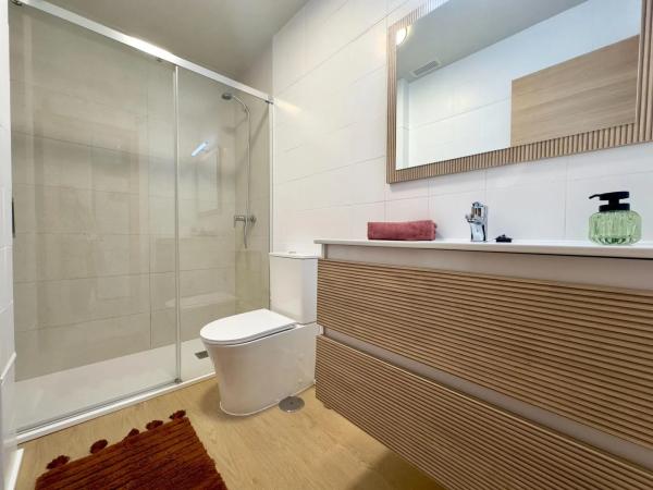 Piso en calle Isla Cabrera, 7