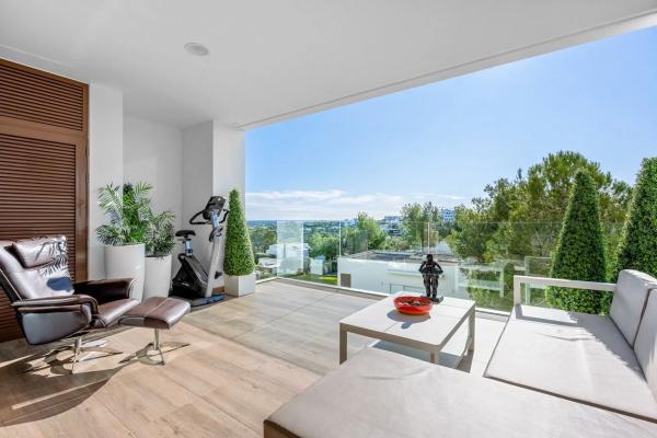 Piso en avenida de las Colinas