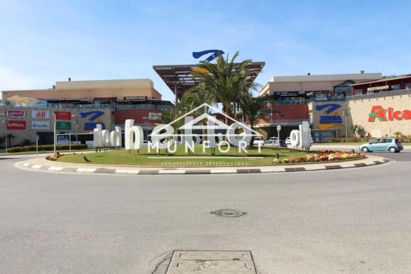 Chalet en Barrio Lomas de Cabo Roig-Los Dolses