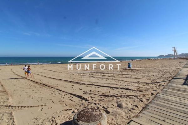 Chalet en Barrio Lomas de Cabo Roig-Los Dolses