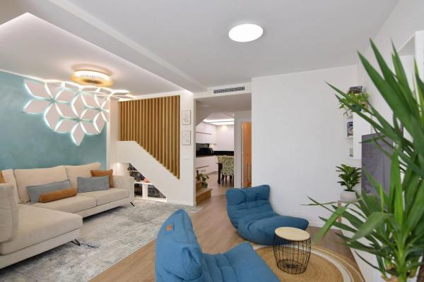 Chalet adosado en calle Tiberiades