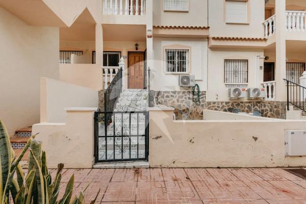 Chalet adosado en Urbanizacion Florida J3, 1