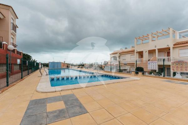 Chalet adosado en Urbanizacion Florida J3, 1