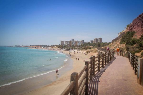Chalet adosado en calle de las Golondrinas