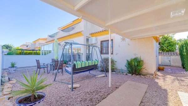 Chalet pareado en arco Iris, 3