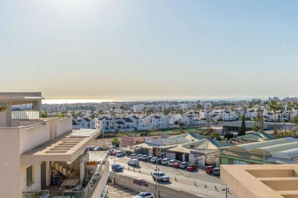 Dúplex en Barrio Villamartín-Las Filipinas