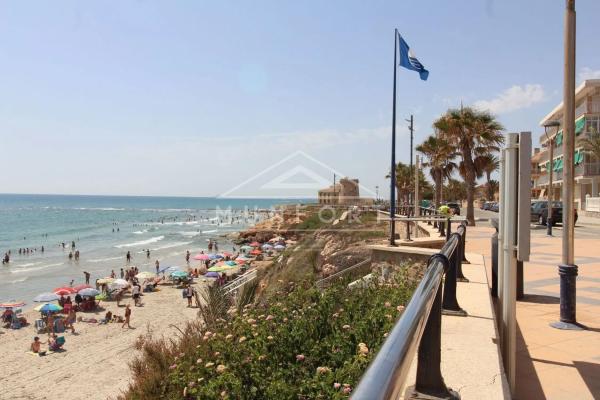 Chalet en Zona Pueblo