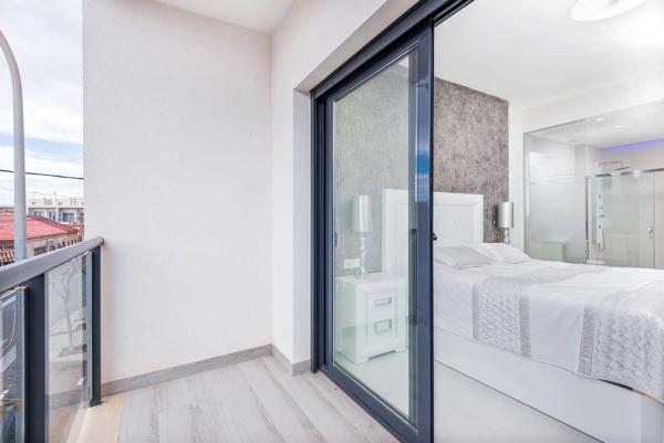 Piso en avenida Sánchez Lozano