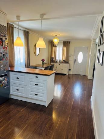 Casa independiente en calle Mimosa