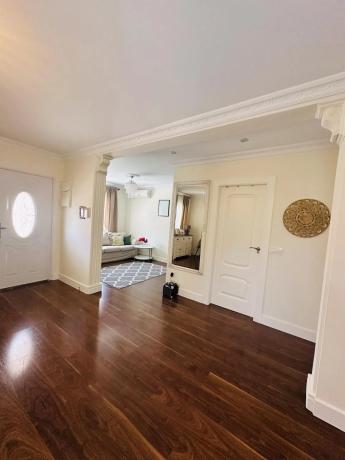 Casa independiente en calle Mimosa