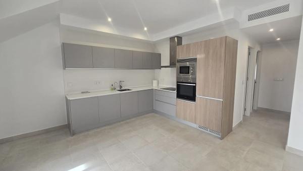 Piso en avenida Cofradías