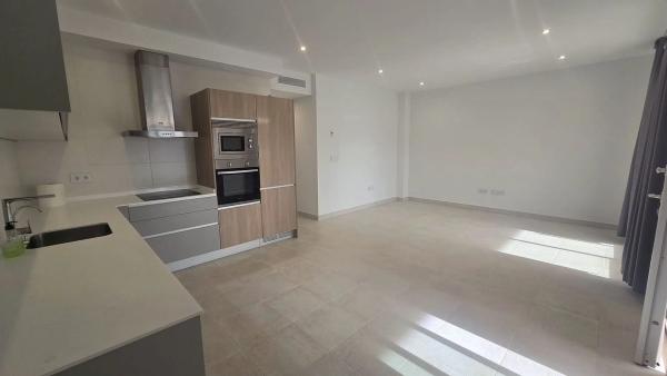 Piso en avenida Cofradías