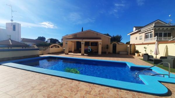 Chalet en Pinar de Campoverde