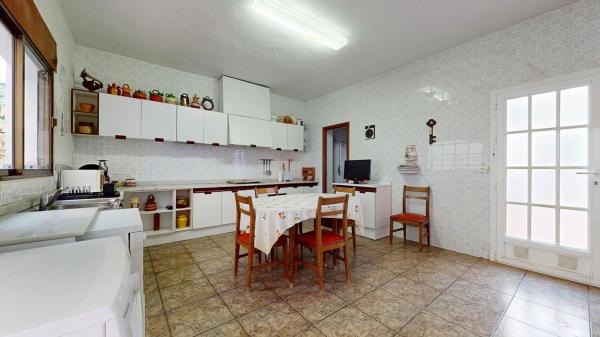 Casa independiente en avenida los Villenas