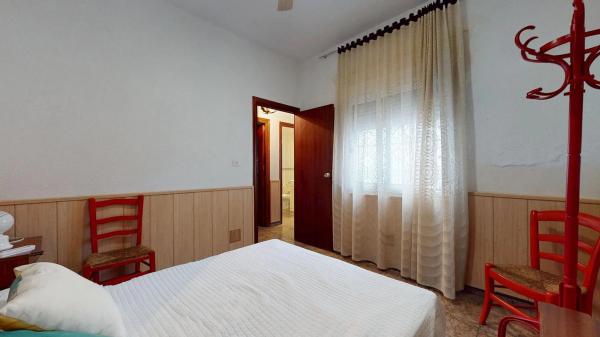 Casa independiente en avenida los Villenas