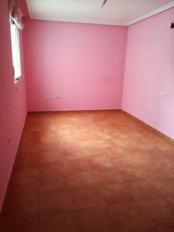 Chalet pareado en C/La música, 1