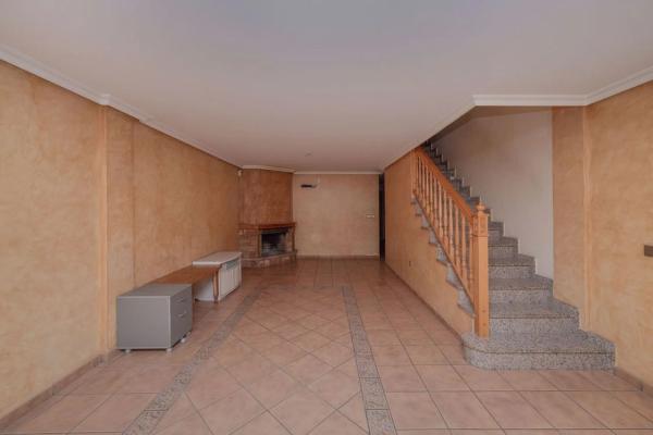 Chalet adosado en calle los Auroros, 31