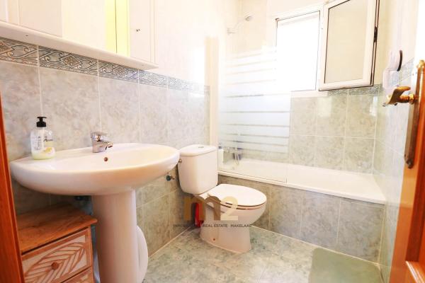 Chalet adosado en calle Sorolla