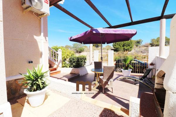 Chalet adosado en calle Sorolla