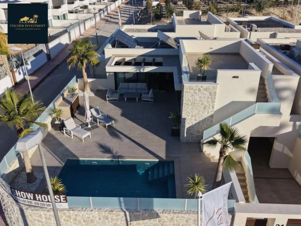 Casa independiente en avenida del Recorral