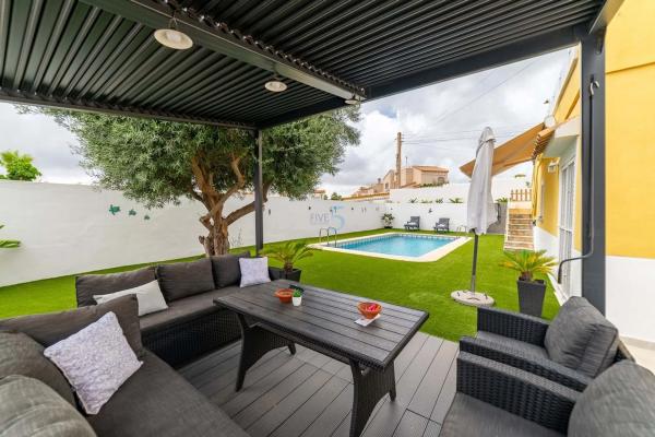 Chalet en San Miguel de Salinas