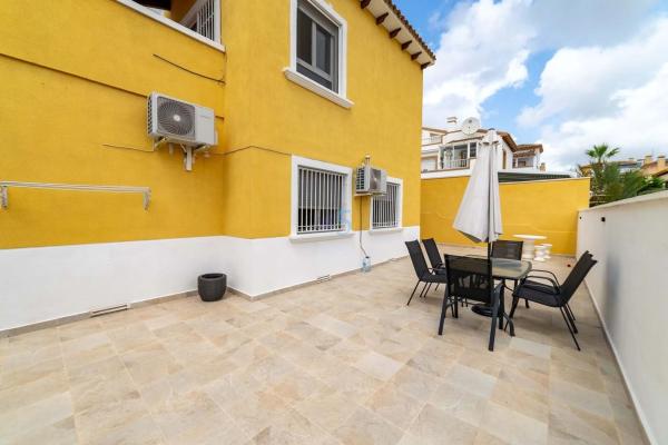 Chalet en San Miguel de Salinas