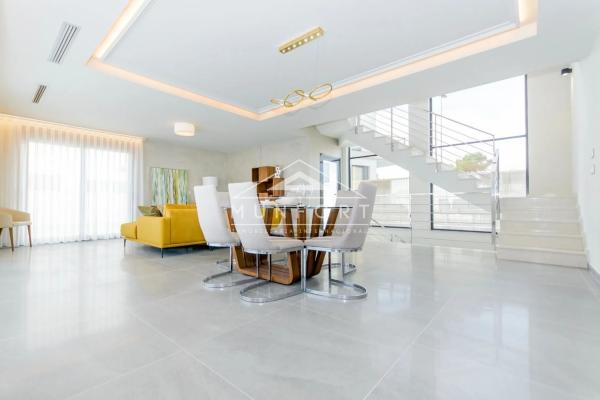 Chalet en San Miguel de Salinas