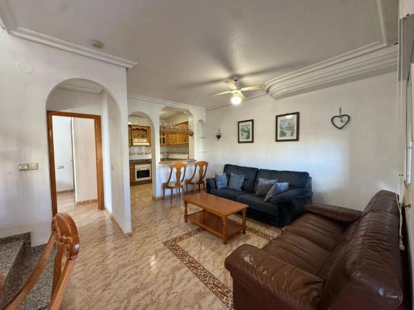 Casa independiente en calle Filipinas, 8