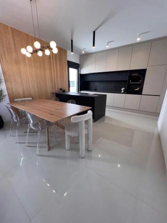 Casa independiente en calle Bach