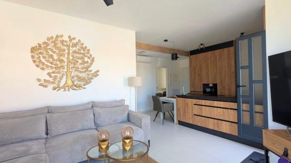 Piso en calle Rafael Narbona